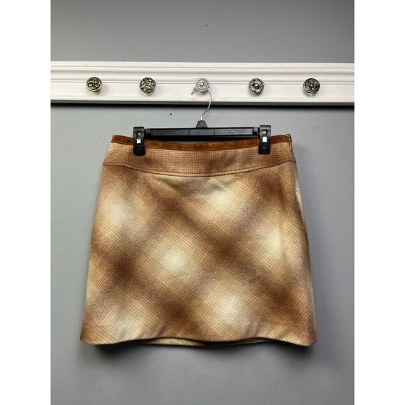 Kenneth Cole Plaid Mini Skirt Womens Size 8 Tan Plaid Belted Side Zip Lined - Picture 1 of 8